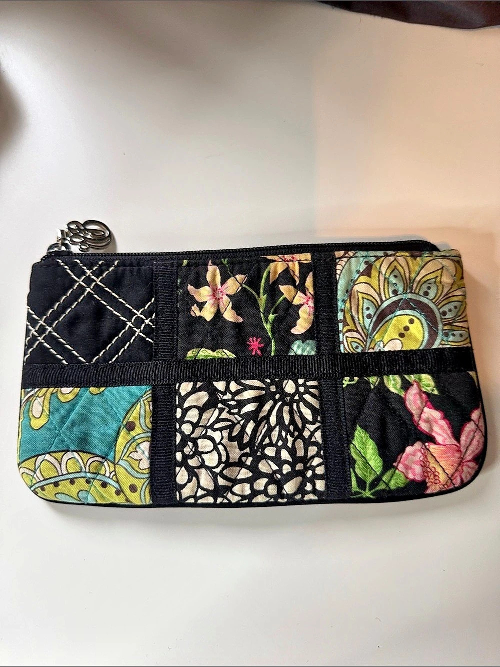 Vera Bradley Floral Patchwork Wristlet Black & Green Like New